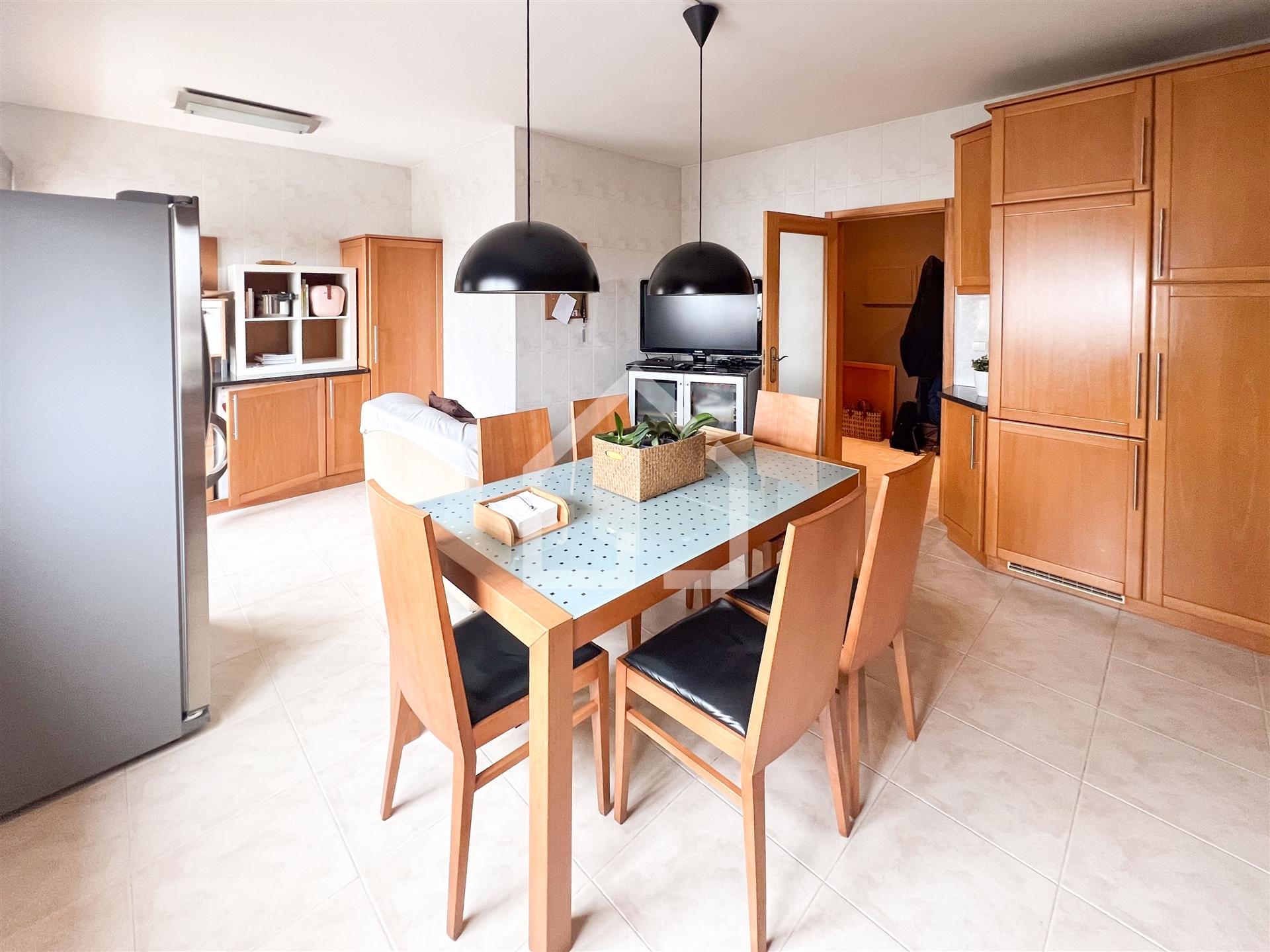 T3 junto ao centro de São João da Madeira!