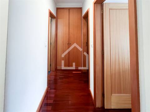 T3 junto ao centro de São João da Madeira!