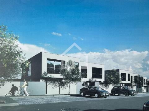 Moradia T3 - Paços de Brandão