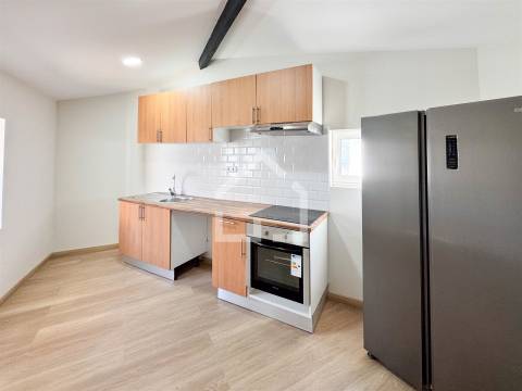 Moradia (T3 + T1) - Palmaz