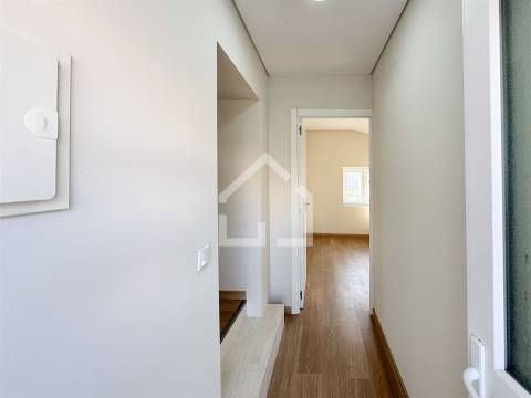 Moradia (T3 + T1) - Palmaz