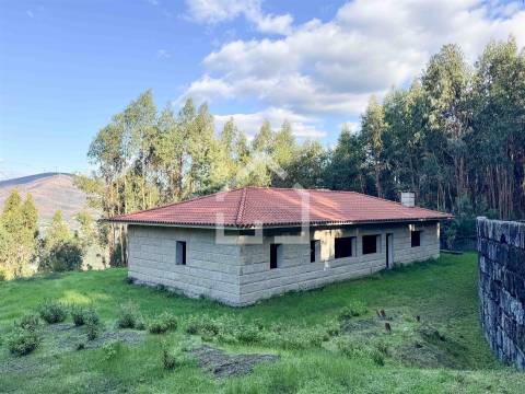 Moradia T3 - Pedorido