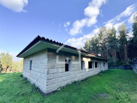 Moradia T3 - Pedorido