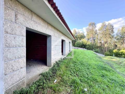 Moradia T3 - Pedorido