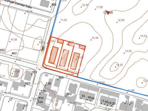 Terreno com projeto aprovado para 3 moradias térreas