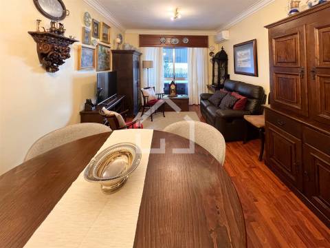 T3 com Terraço - Matosinhos