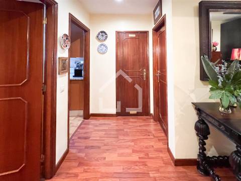 T3 com Terraço - Matosinhos