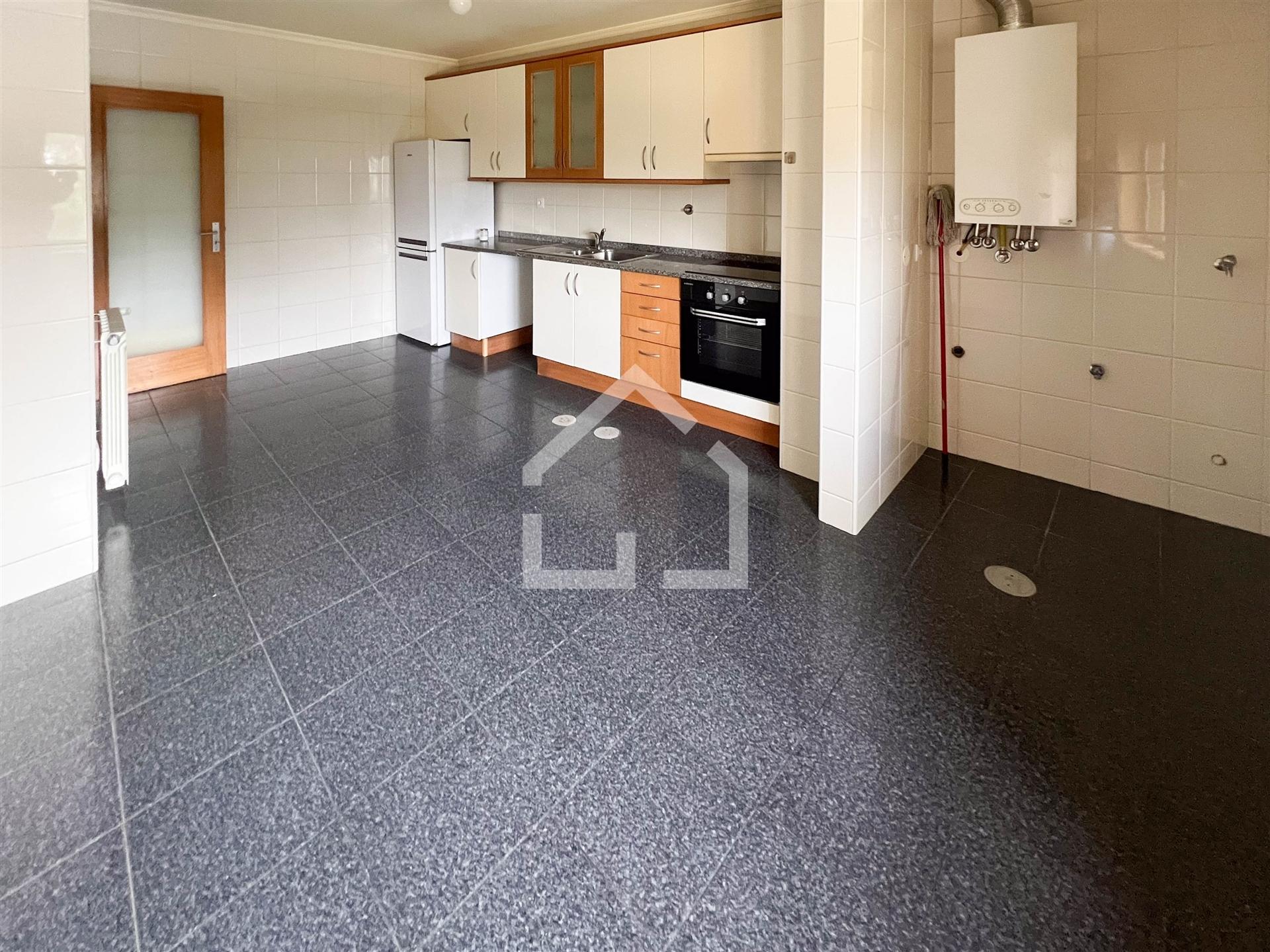 Apartamento T3 Venda em Canedo, Vale e Vila Maior,Santa Maria da Feira