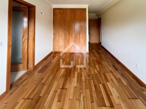 Apartamento T3 Venda em Canedo, Vale e Vila Maior,Santa Maria da Feira