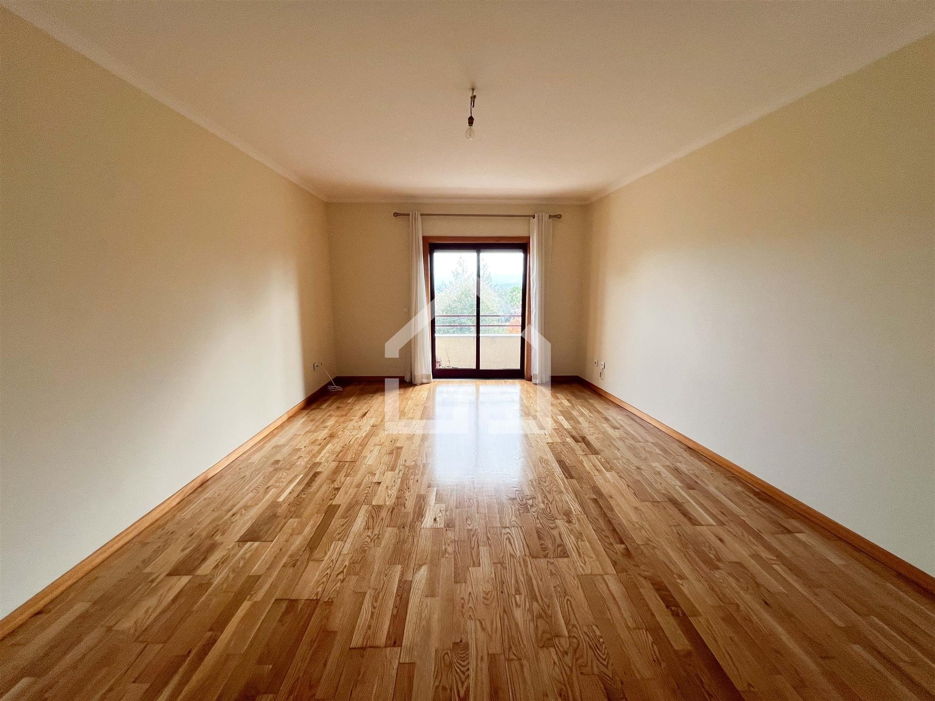 Apartamento T3 Venda em Canedo, Vale e Vila Maior,Santa Maria da Feira