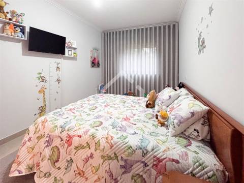 T3 com Piscina - Fiães