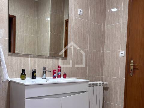 T3 com Piscina - Fiães