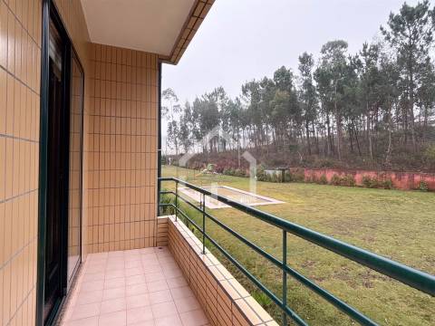 T3 com Piscina - Fiães