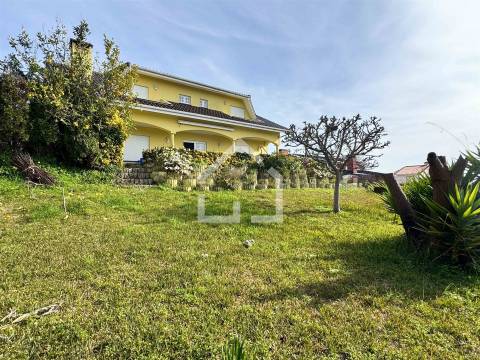 Moradia T5 - São João de Ver