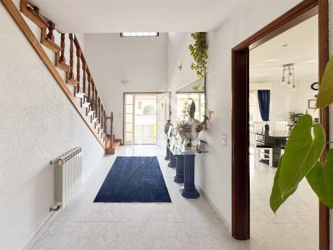 Moradia T5 - São João de Ver