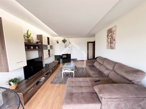 T2 Último Piso - Lobão