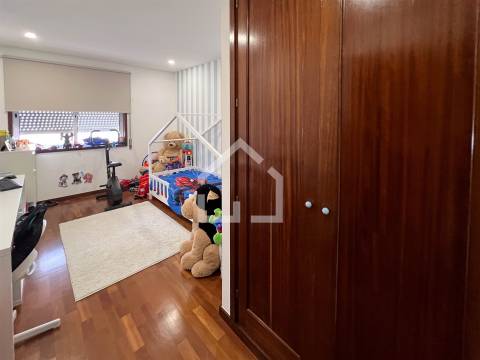 T2 Último Piso - Lobão