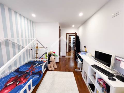 T2 Último Piso - Lobão