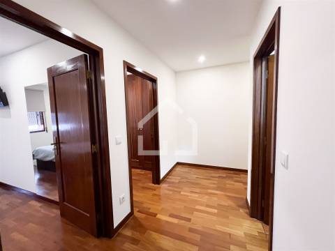 T2 Último Piso - Lobão