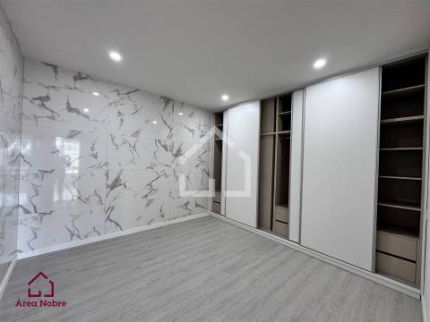 Apartamento T2+1 Arrendamento em Paços de Brandão,Santa Maria da Feira