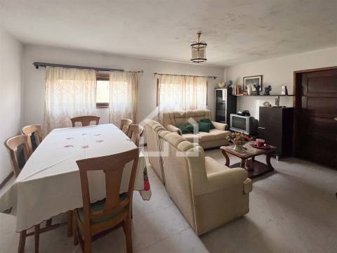 Moradia Bi-familiar - São Félix da Marinha