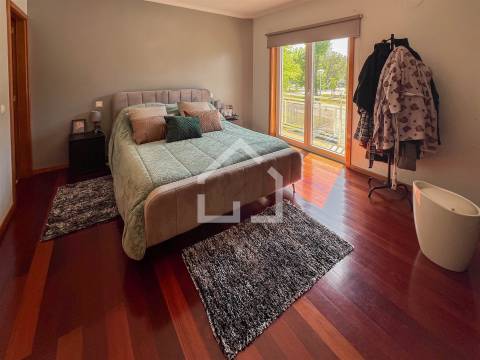 Moradia T3 - São João de Ver