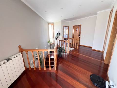 Moradia T3 - São João de Ver