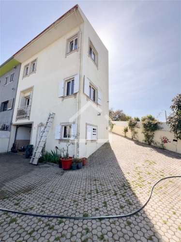 Moradia T3 - São João de Ver