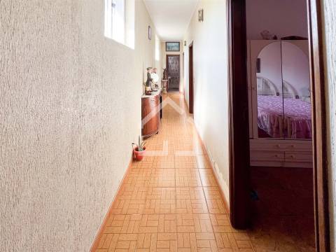 Moradia T2 Térrea - Guisande