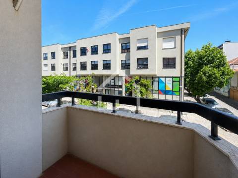 T3 com Garagem - Espinho