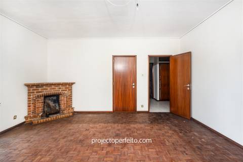 Prédio T6 Venda em Espinho,Espinho