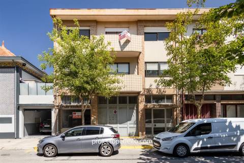 Prédio T6 Venda em Espinho,Espinho