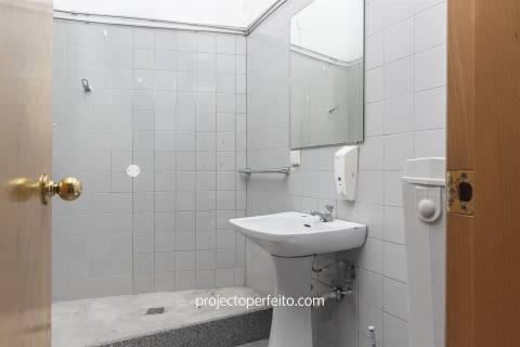 Loja  Arrendamento em Espinho,Espinho