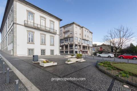 Loja  Venda em Silvares, Pias, Nogueira e Alvarenga,Lousada