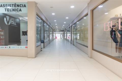 Loja  Arrendamento em Espinho,Espinho