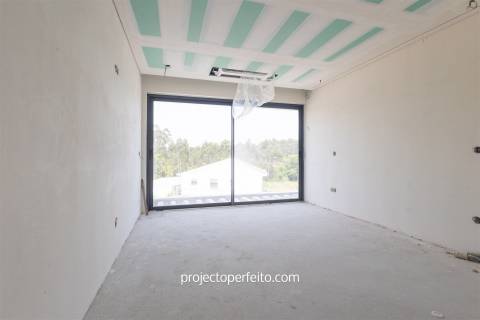 Moradia Geminada T3 Venda em São Félix da Marinha,Vila Nova de Gaia