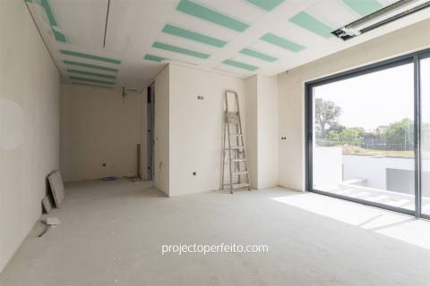 Moradia Geminada T3 Venda em São Félix da Marinha,Vila Nova de Gaia