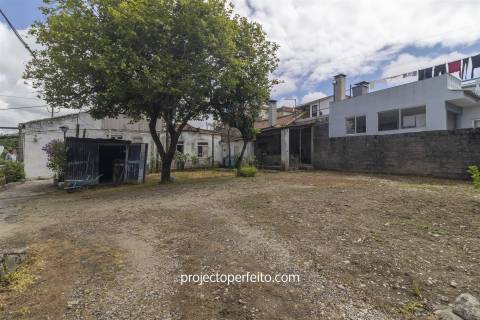 Moradia para Restaurar T5 Venda em Mafamude e Vilar do Paraíso,Vila Nova de Gaia
