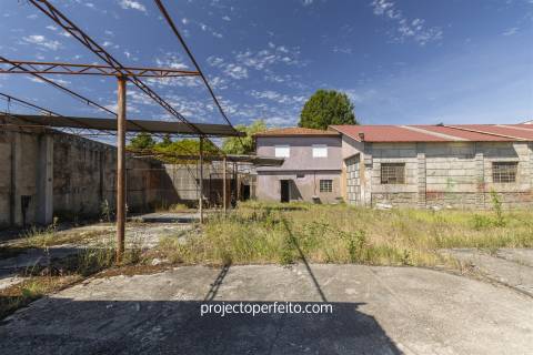 Armazém  Venda em São Miguel do Souto e Mosteirô,Santa Maria da Feira