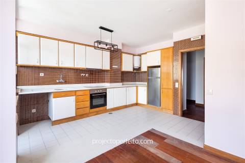 Apartamento T3 Arrendamento em Espinho,Espinho