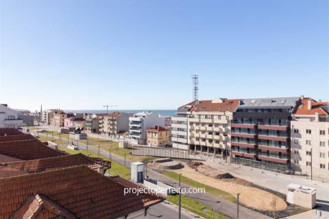 Apartamento T3 Arrendamento em Espinho,Espinho