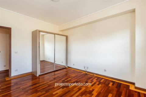 Apartamento T5 Venda em Espinho,Espinho