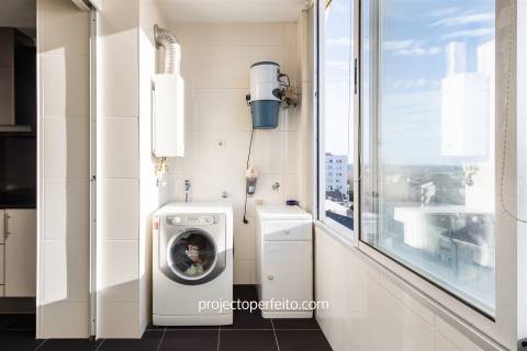 Apartamento T3+1 DUPLEX Venda em Mafamude e Vilar do Paraíso,Vila Nova de Gaia