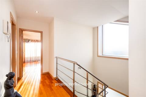 Apartamento T3+1 DUPLEX Venda em Mafamude e Vilar do Paraíso,Vila Nova de Gaia