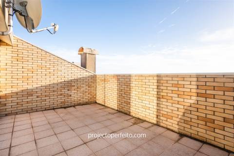 Apartamento T3+1 DUPLEX Venda em Mafamude e Vilar do Paraíso,Vila Nova de Gaia
