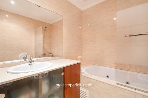 Apartamento T3+1 DUPLEX Venda em Mafamude e Vilar do Paraíso,Vila Nova de Gaia