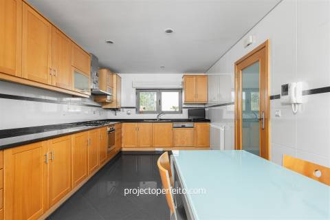 Moradia em Banda T4 Venda em Anta e Guetim,Espinho