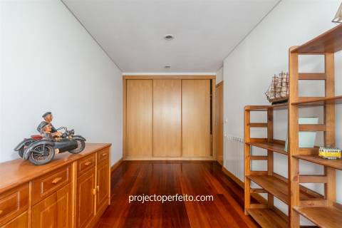 Moradia em Banda T4 Venda em Anta e Guetim,Espinho