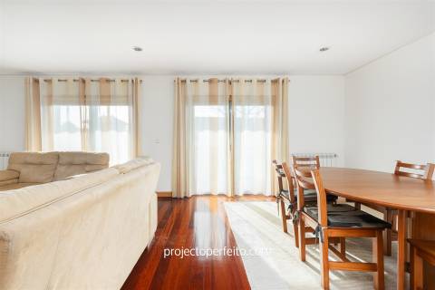 Moradia em Banda T4 Venda em Anta e Guetim,Espinho