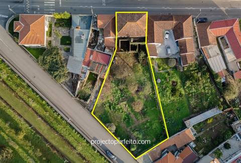 Moradia para Restaurar T8 Venda em Paços de Brandão,Santa Maria da Feira